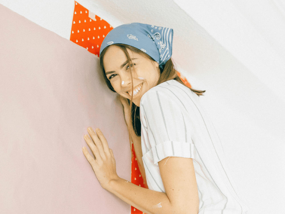 A Canadian woman renovating her home with wallpaper and paint, wondering if her credit score matters before she buys all the gear for her renos.