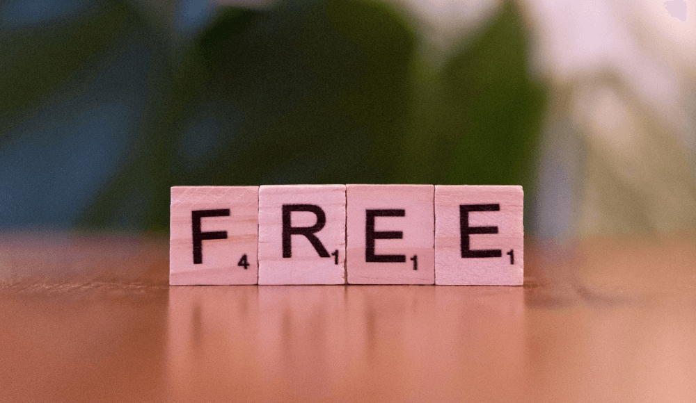 Scrabble pieces spelling the word "FREE", as in free banking services
